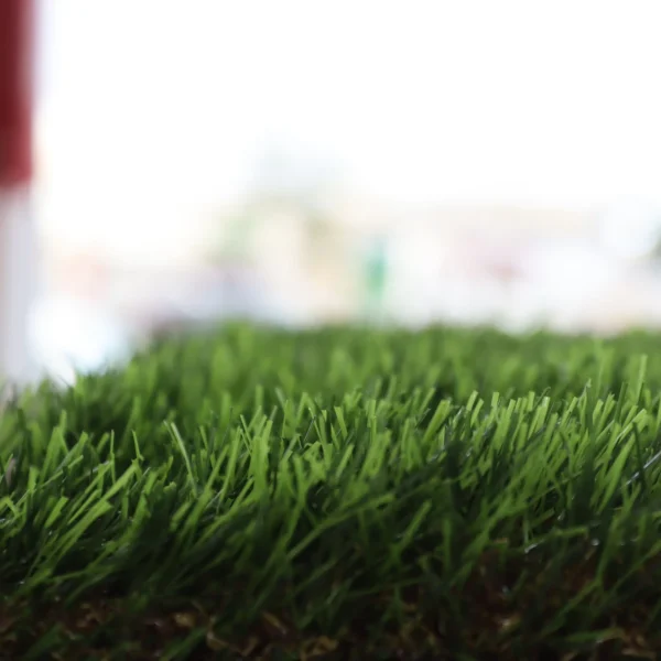 العشب الصناعي