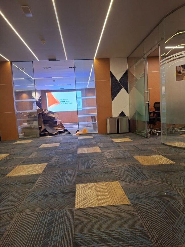 بلاطات موكيت شركات